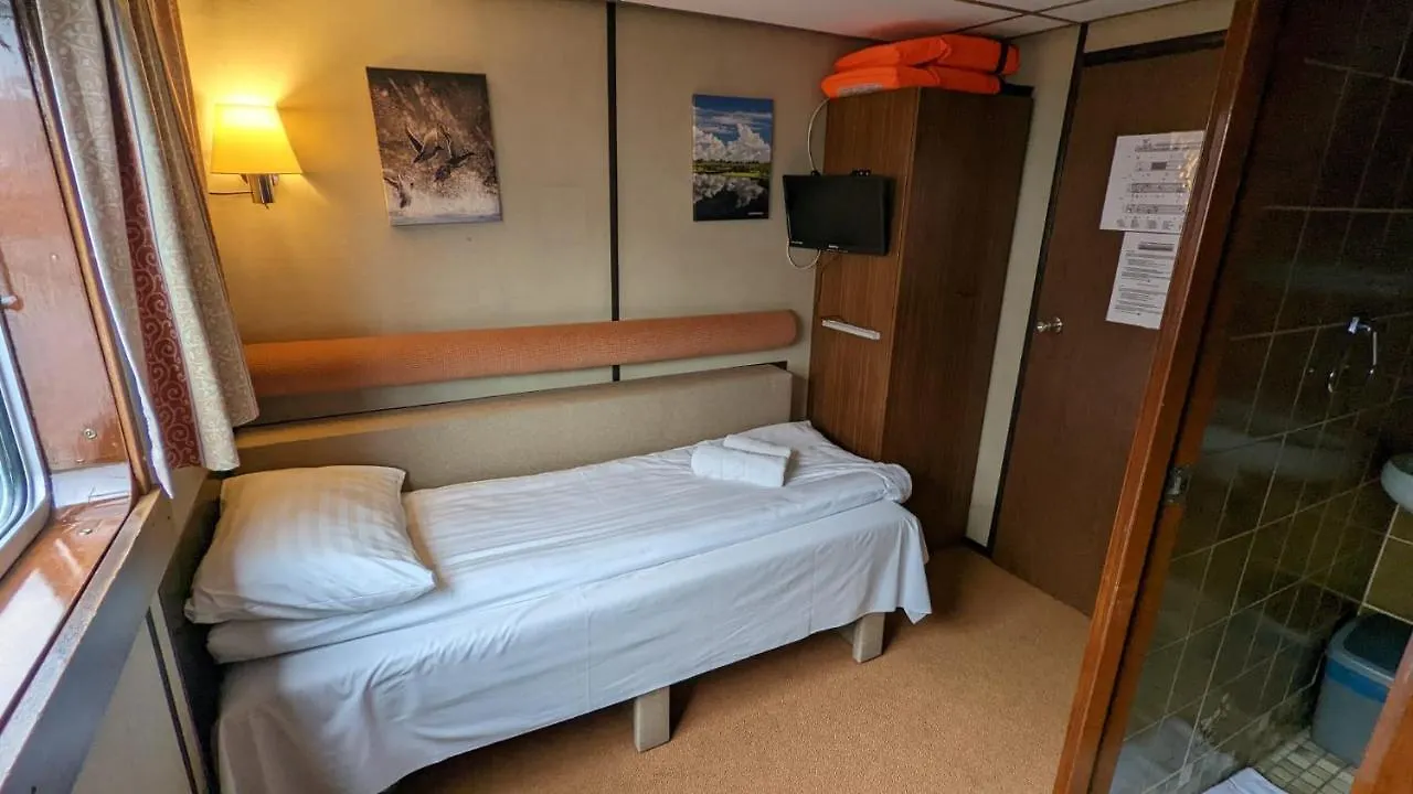 Ms Diana Hotel - Cruises Vienna Botel