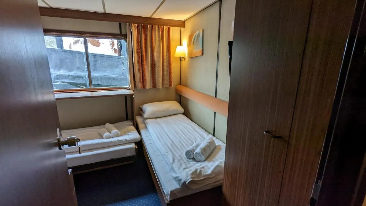 Ms Diana Hotel - Cruises Vienna Botel